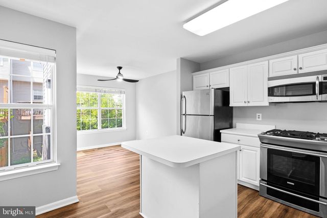 13126 PLOTNER FARM RD, Herndon, VA 20171