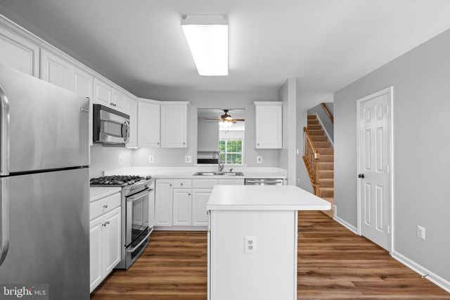 13126 PLOTNER FARM RD, Herndon, VA 20171