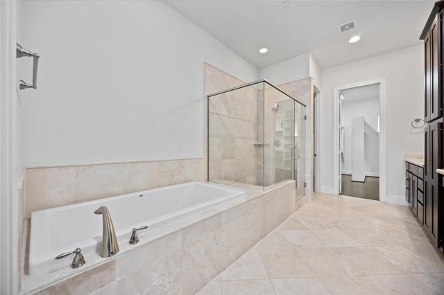 1104 Thompson Street, Houston, TX 77007