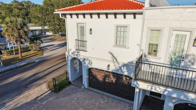 5601 BAYSHORE BOULEVARD F, Tampa, FL 33611