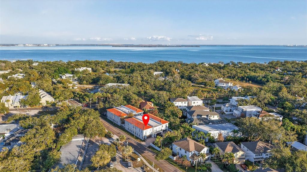 5601 BAYSHORE BOULEVARD F, Tampa, FL 33611