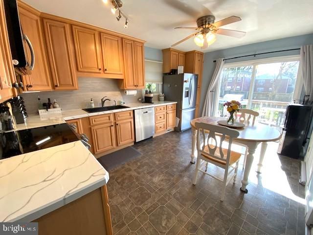 241 SUMMER AVE, Horsham, PA 19044