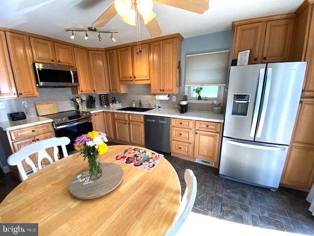 241 SUMMER AVE, Horsham, PA 19044