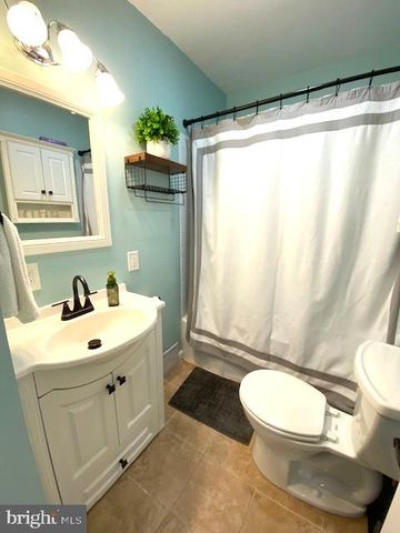 241 SUMMER AVE, Horsham, PA 19044