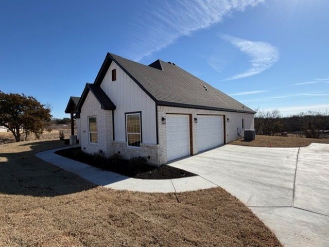 1029 Deer Island Court, Azle, TX 76020