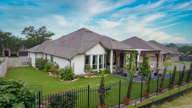 1235 Yaupon, New Braunfels, TX 78132