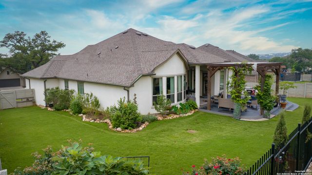 1235 Yaupon, New Braunfels, TX 78132