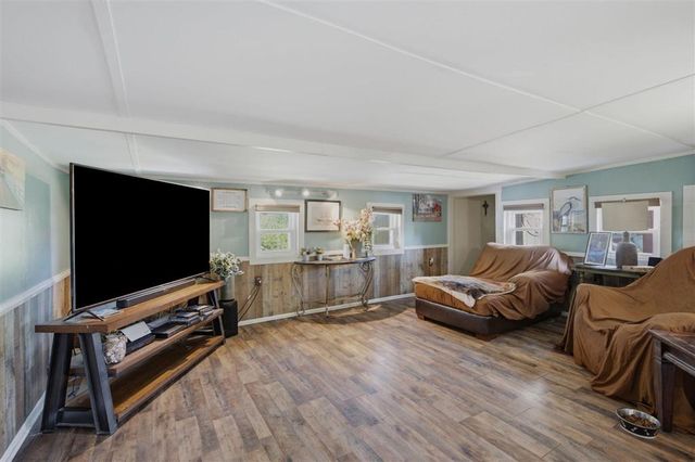 3000 Hennigan Road, Lake Charles, LA 70611