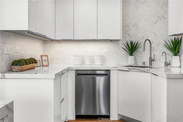 200 S Catalina Avenue 403, Redondo Beach, CA 90277