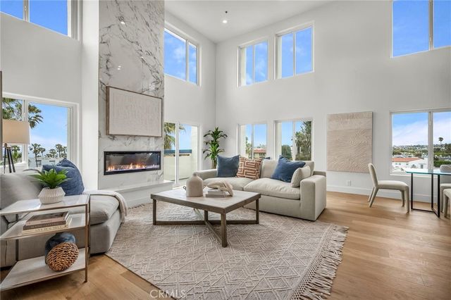 200 S Catalina Avenue 403, Redondo Beach, CA 90277