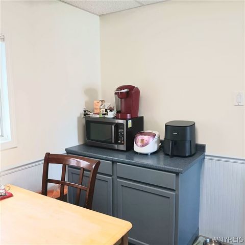 39 Rosedale St Street, Buffalo, NY 14207