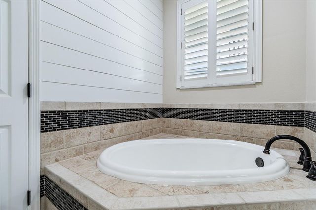 539 TREVISO DRIVE, Apollo Beach, FL 33572