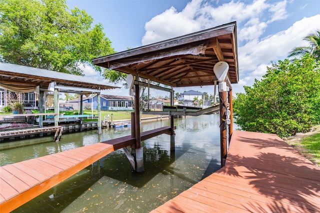 539 TREVISO DRIVE, Apollo Beach, FL 33572