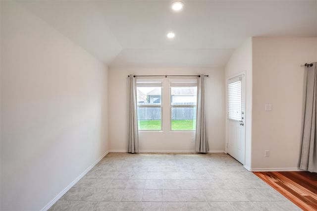 908 Wolcott DR, Leander, TX 78641