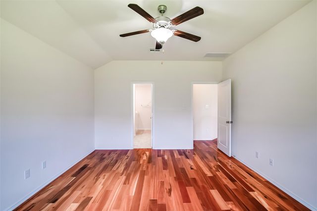 908 Wolcott DR, Leander, TX 78641