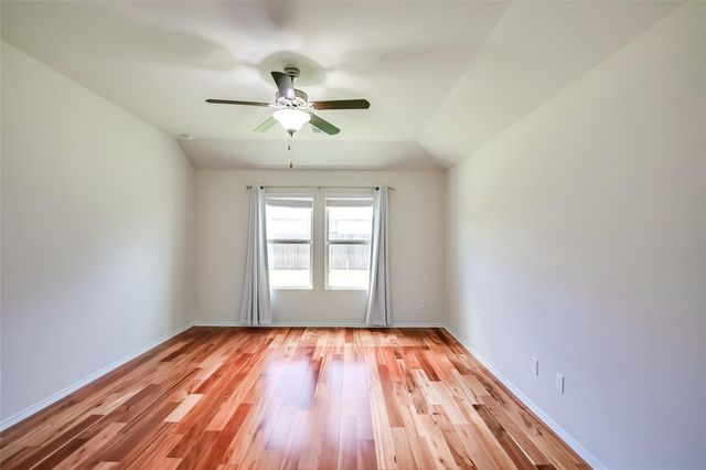 908 Wolcott DR, Leander, TX 78641