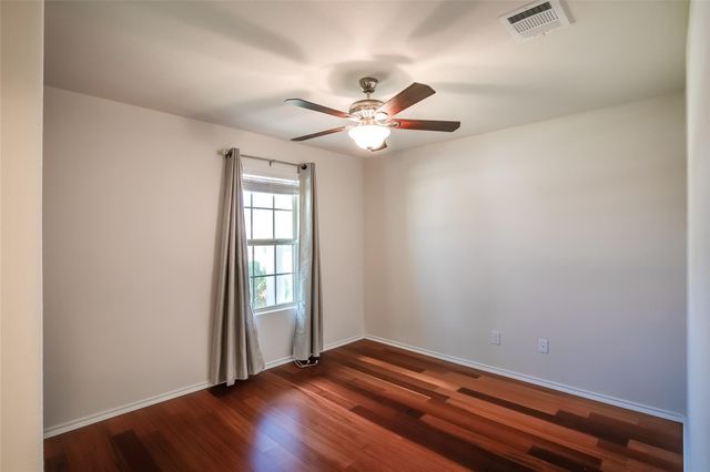 908 Wolcott DR, Leander, TX 78641