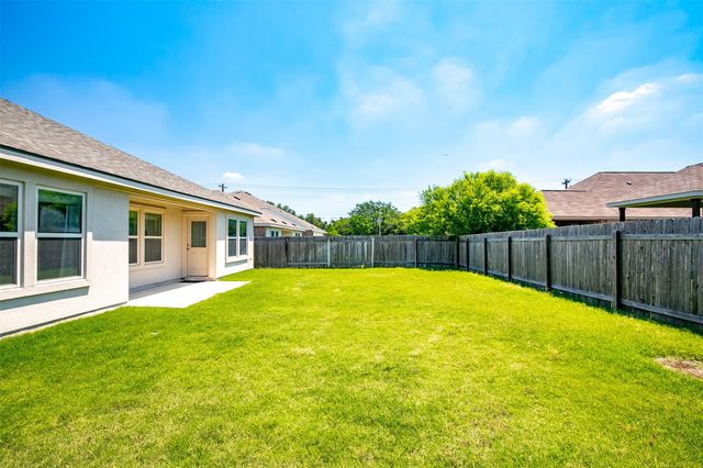 908 Wolcott DR, Leander, TX 78641