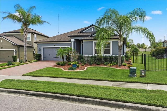 2393 PANORAMIC CIRCLE, Apopka, FL 32703