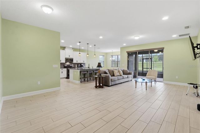 2393 PANORAMIC CIRCLE, Apopka, FL 32703