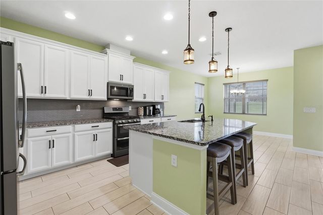 2393 PANORAMIC CIRCLE, Apopka, FL 32703