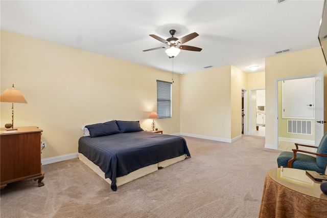 2393 PANORAMIC CIRCLE, Apopka, FL 32703