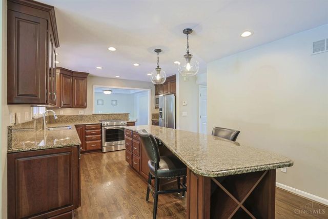 5585 Autumn Wynd Lane, Miami Twp, OH 45150