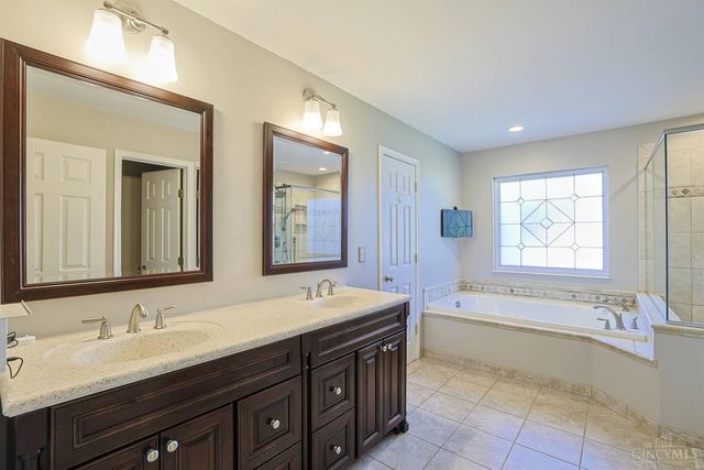 5585 Autumn Wynd Lane, Miami Twp, OH 45150