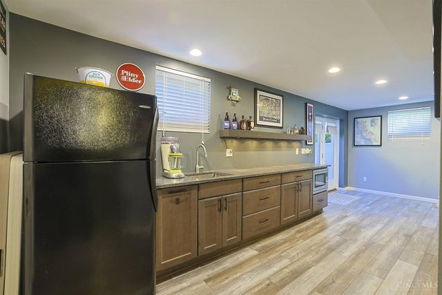 5585 Autumn Wynd Lane, Miami Twp, OH 45150