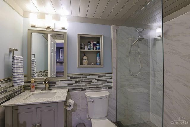 5585 Autumn Wynd Lane, Miami Twp, OH 45150