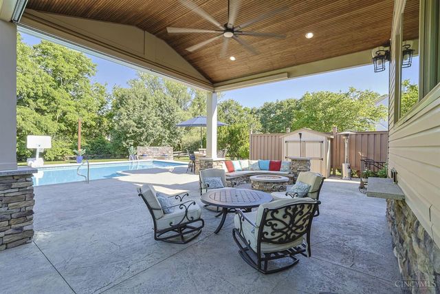 5585 Autumn Wynd Lane, Miami Twp, OH 45150