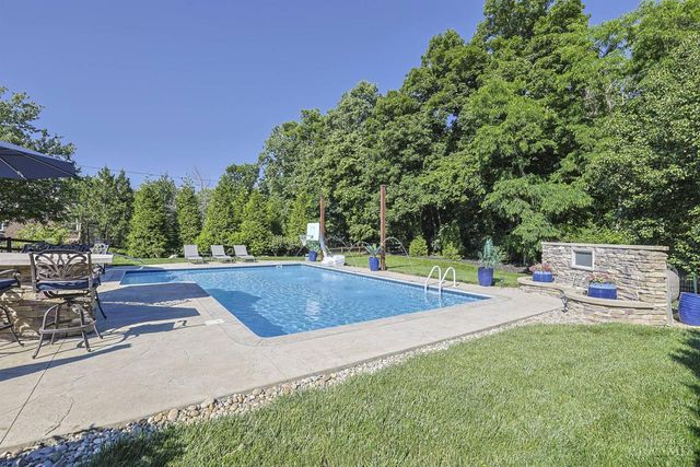 5585 Autumn Wynd Lane, Miami Twp, OH 45150