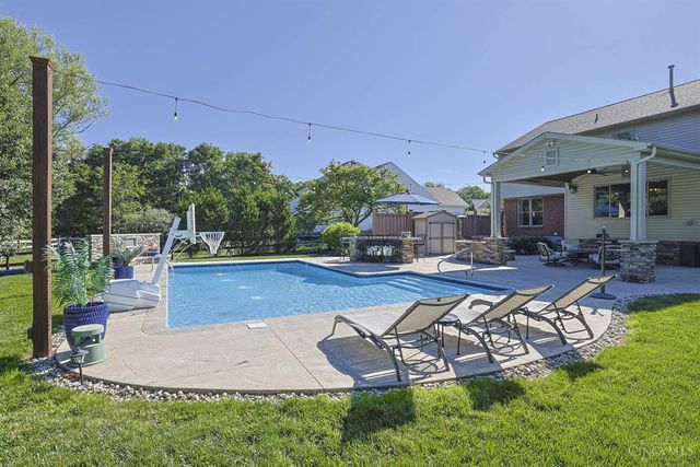 5585 Autumn Wynd Lane, Miami Twp, OH 45150