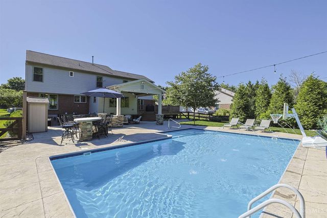 5585 Autumn Wynd Lane, Miami Twp, OH 45150