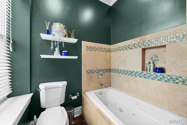 4161 W Pine Boulevard, St Louis, MO 63108