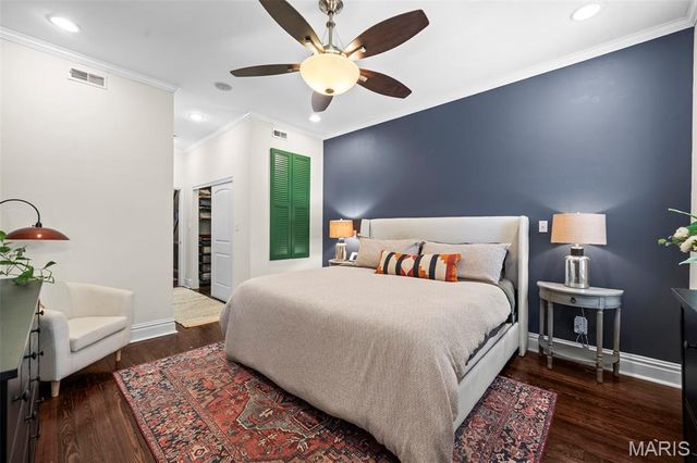 4161 W Pine Boulevard, St Louis, MO 63108