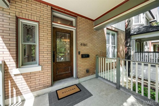 4161 W Pine Boulevard, St Louis, MO 63108