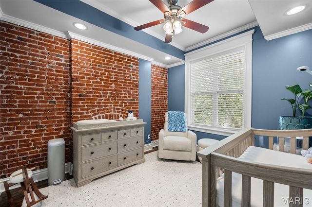 4161 W Pine Boulevard, St Louis, MO 63108