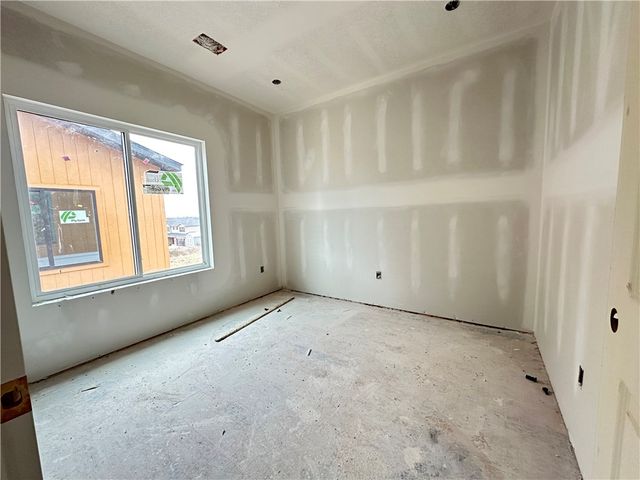 2400 S 27th Street, Rogers, AR 72758