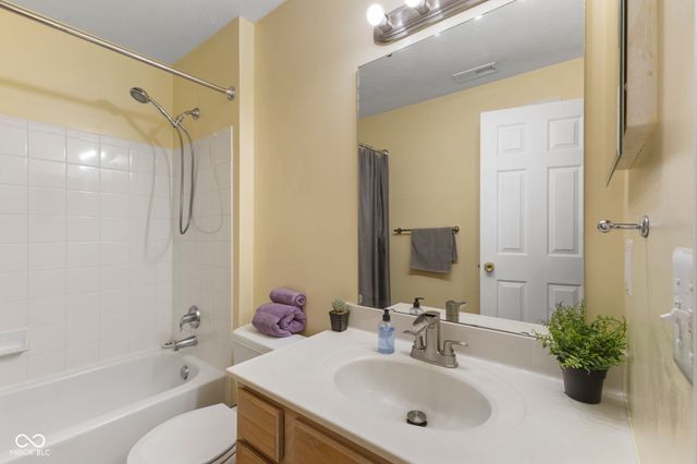 6519 Jade Stream Court 311, Indianapolis, IN 46237