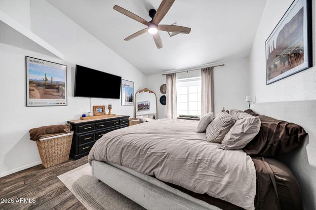 8044 W COLUMBINE Drive, Peoria, AZ 85381