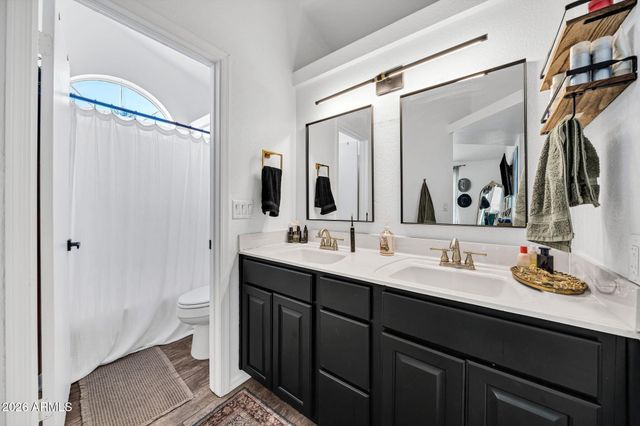 8044 W COLUMBINE Drive, Peoria, AZ 85381