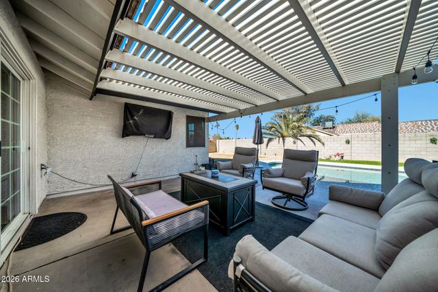 8044 W COLUMBINE Drive, Peoria, AZ 85381