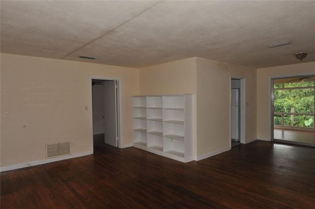 1410 NW 7TH ROAD, Gainesville, FL 32603