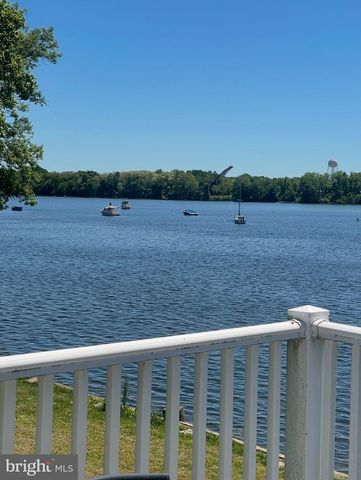 2047 RIVER RD, Bensalem, PA 19020