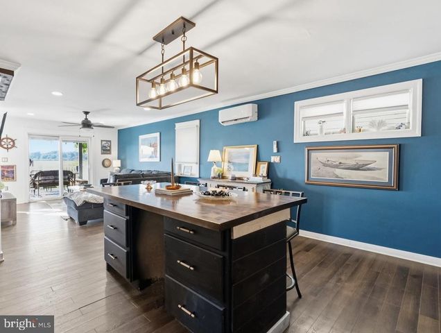 2047 RIVER RD, Bensalem, PA 19020
