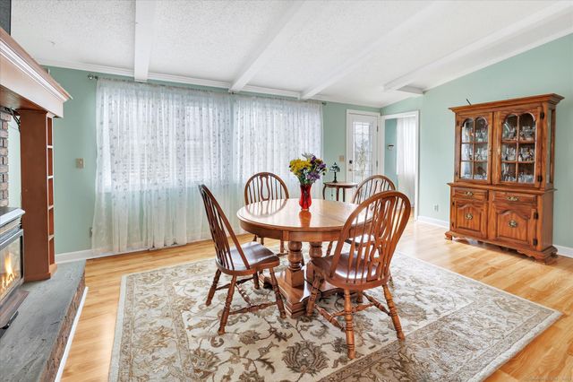 24 Grove Avenue, Derby, CT 06418