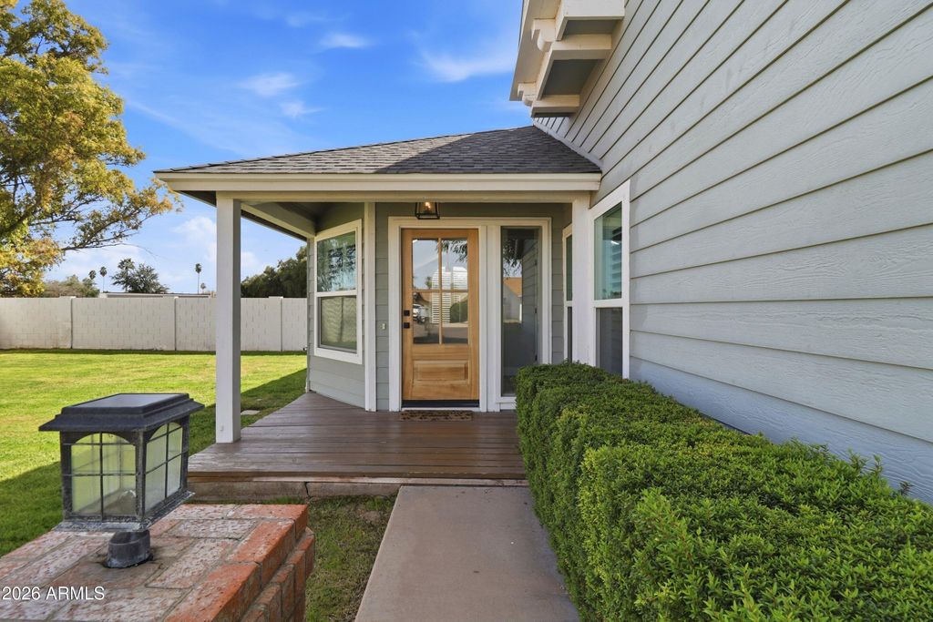 Image 1 of property listing at 1101 W SHAWNEE Drive, Chandler, AZ 85224