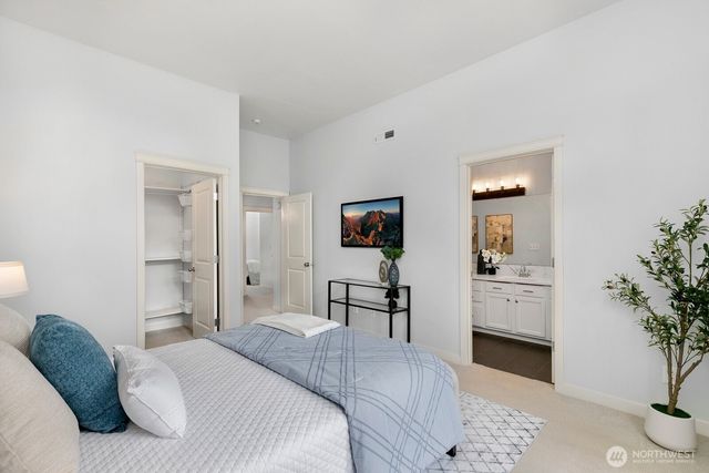 2285 NE Natalie Way, Issaquah, WA 98029