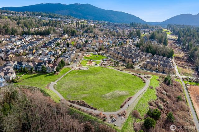 2285 NE Natalie Way, Issaquah, WA 98029